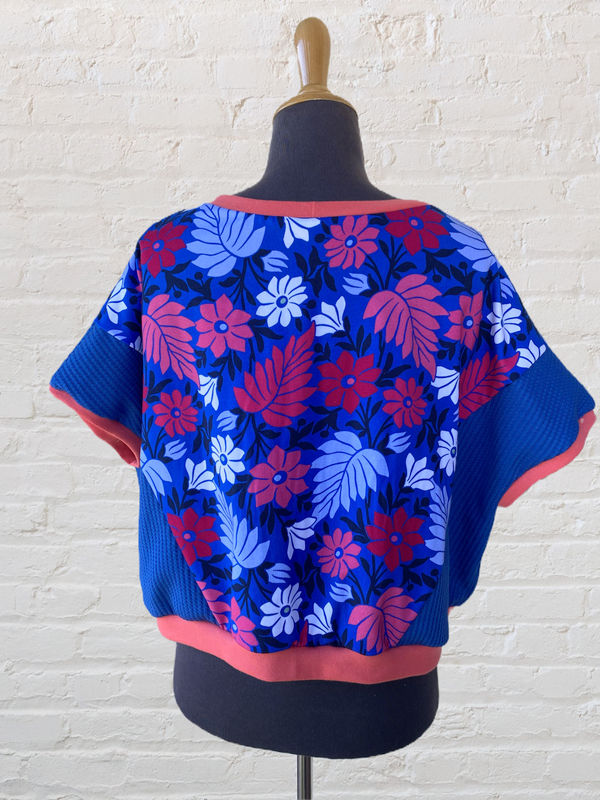 Miniature : Crop top "Fleur géométrique"