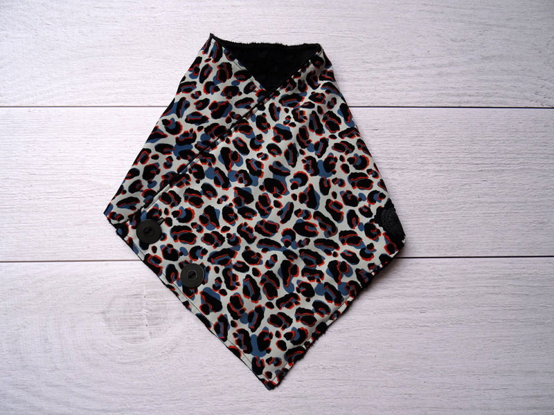 Thumbnail: Orange blue leopard scarf collar