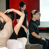 Workshop 15 phút xử lý cơn đau cổ vai gáy cho dân văn phòng