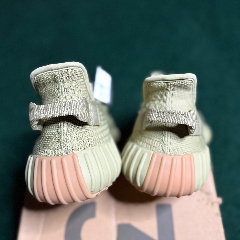 Thumbnail: Yeezy 350 V2 "Sulfur"