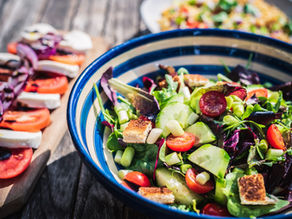 Receitas de molhos saudáveis para a sua salada