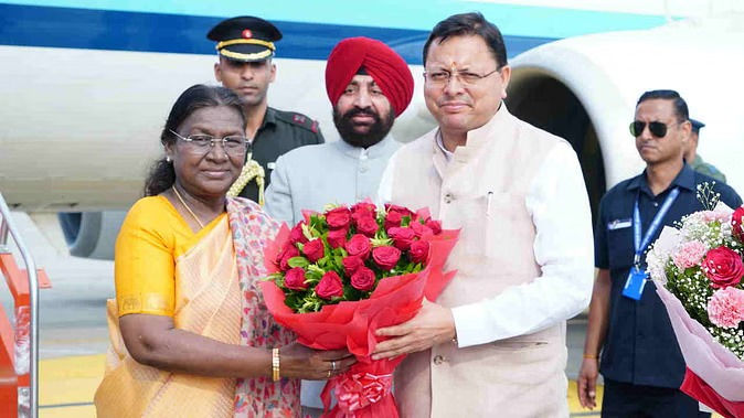indian President droupadi murmu with uttarakhand chief minister pushkar singh dhami