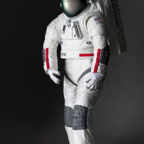 Prada y Axiom Space revelan la tecnología textil que acompañará el regreso de la humanidad a la Luna.