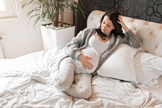 Cuando se recomienda el reposo en cama durante la gestación