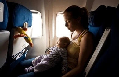 Viajar con leche humana está permitido con cualquier cantidad de leche