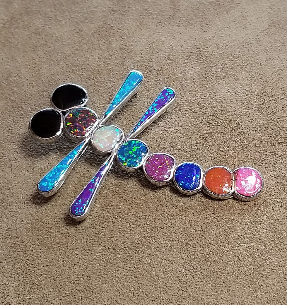 Thumbnail: Large Zuni Dragonfly Pin/Pendant by Emma Edaakie