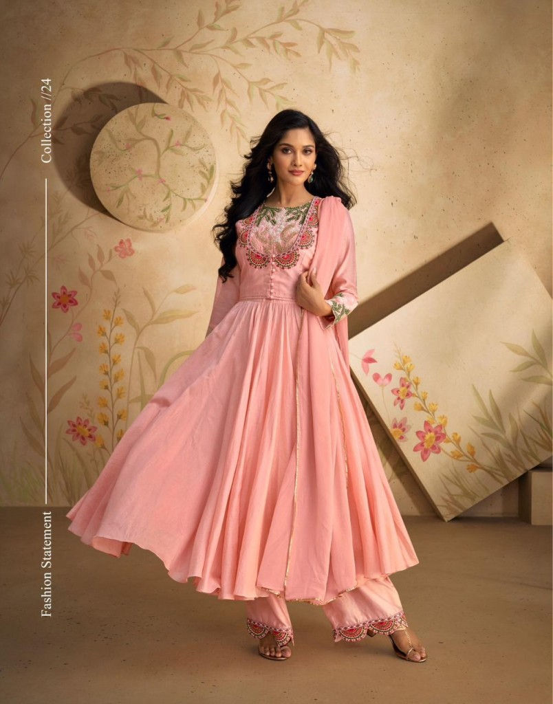 Thumbnail: Pink Elegant Embroidery Suit