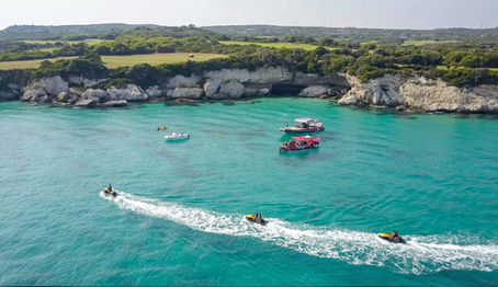 Jet ski sur la mer de Corse du sud