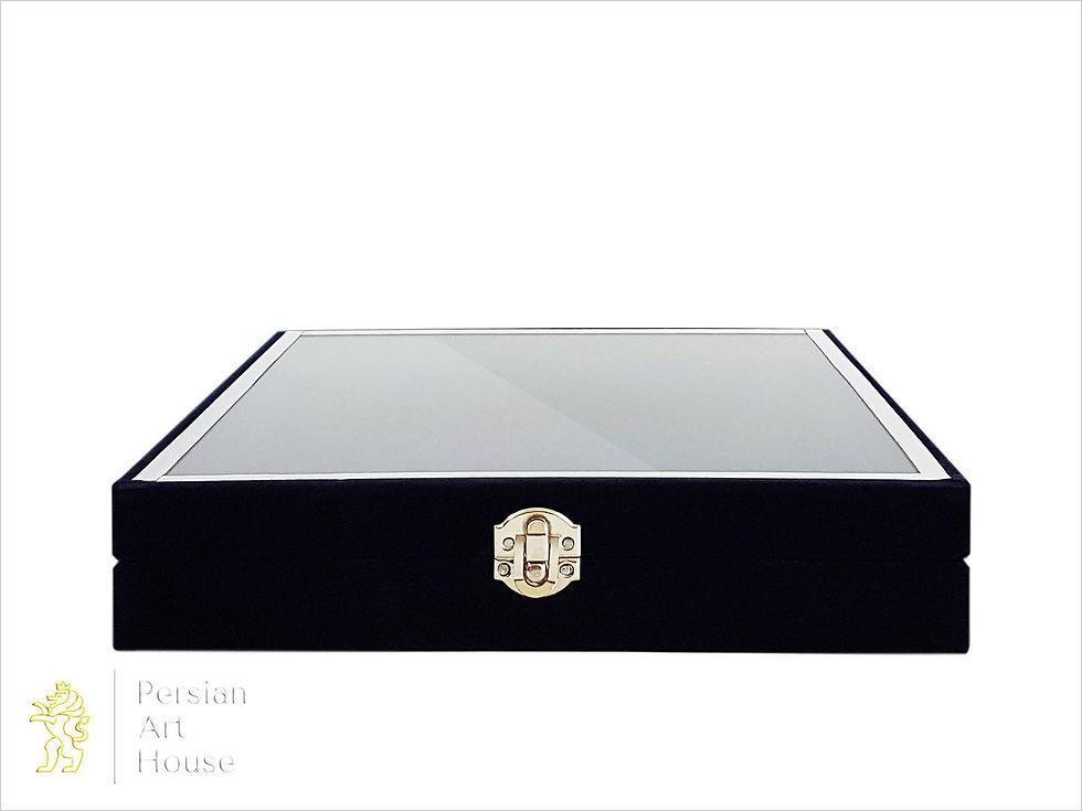 Box Of A 25 Cm Diameter Mina Kari Decorative Plate