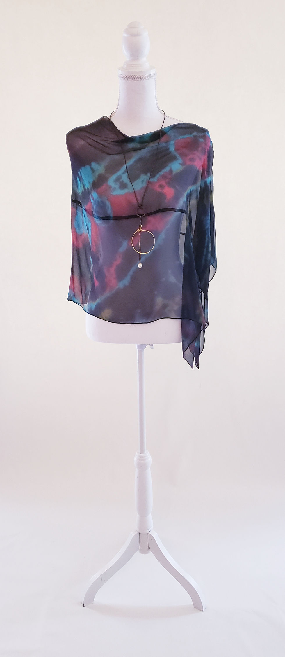 Thumbnail: Aurora Borealis Silk Wrap