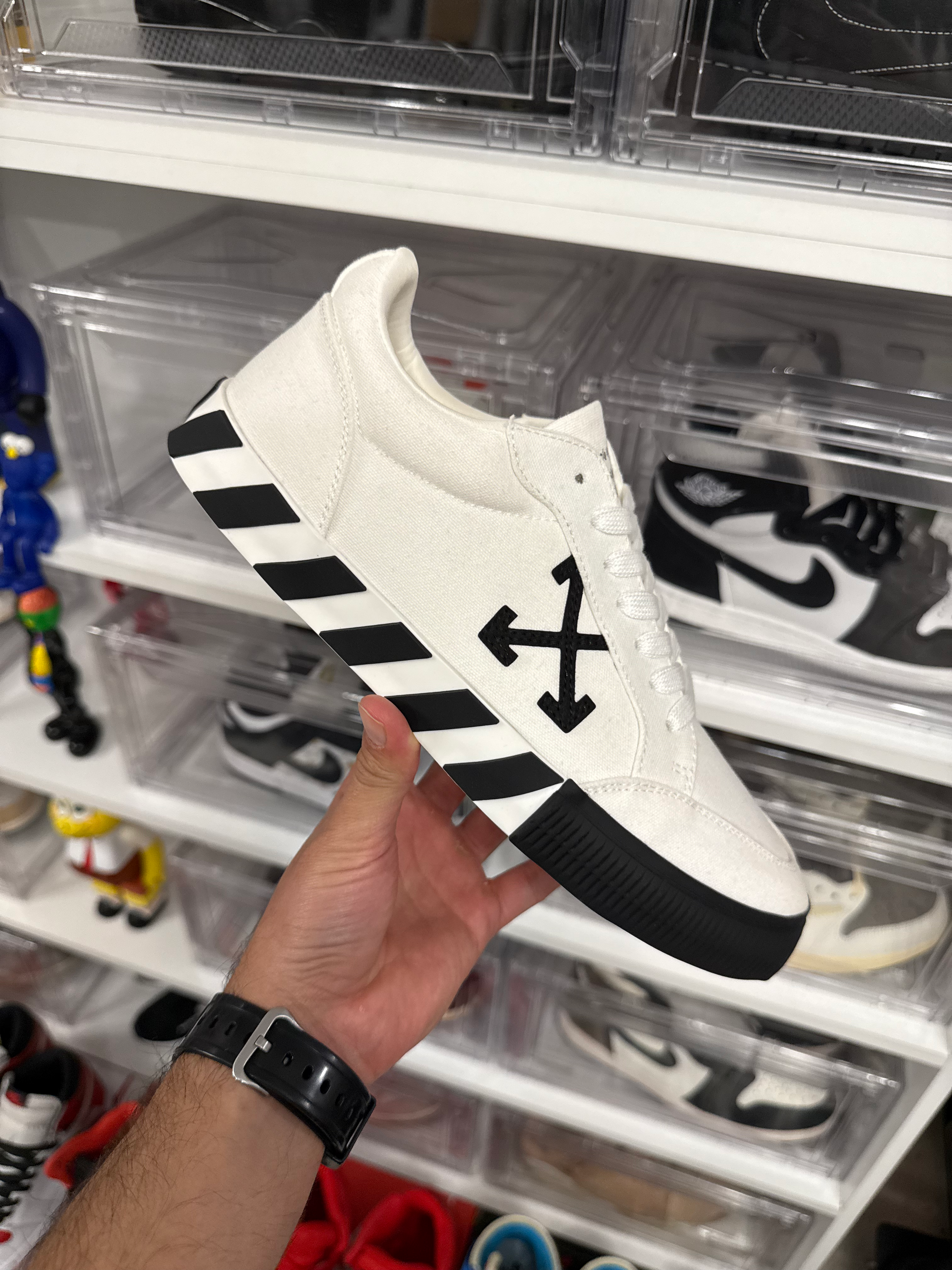 Off White Vulcanized