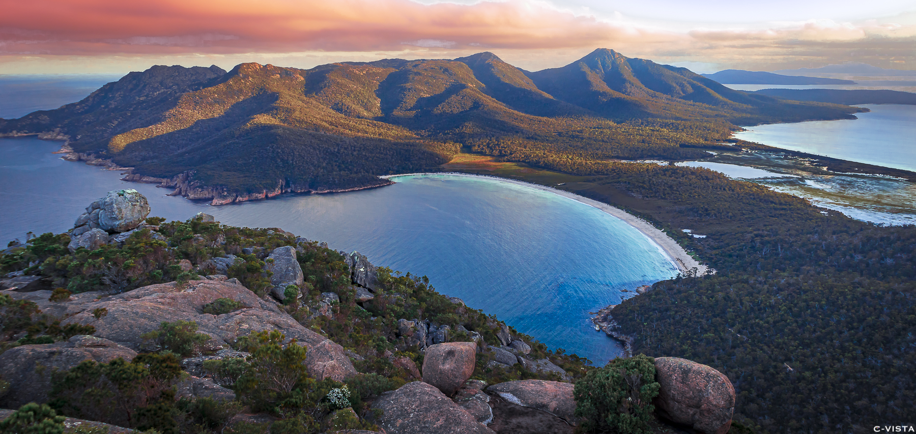 Wineglass bay.jpg