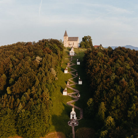 Kalvarienberg mit der Kirche des Heiligen Rok