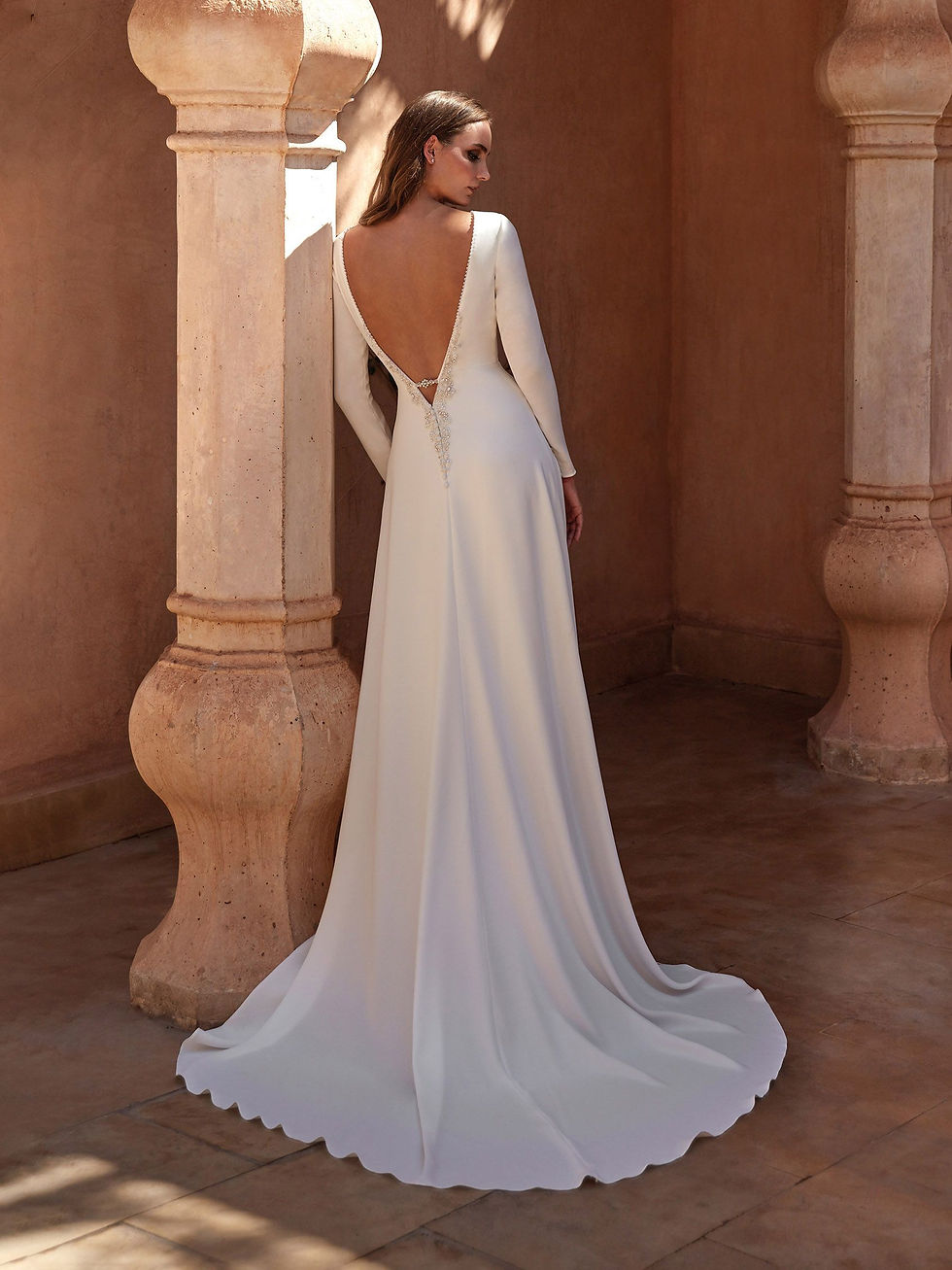 Thumbnail: Pronovias: Kea