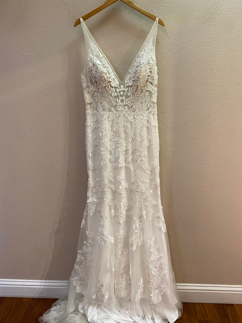 Thumbnail: Maggie Sottero: Greenley