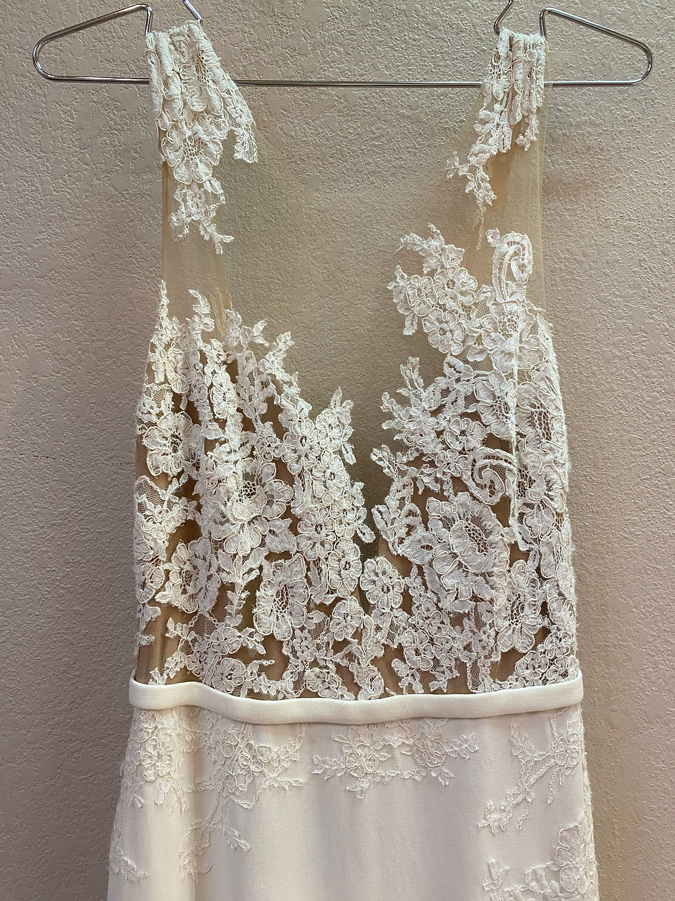 Thumbnail: Pronovias Atelier: Vicenta