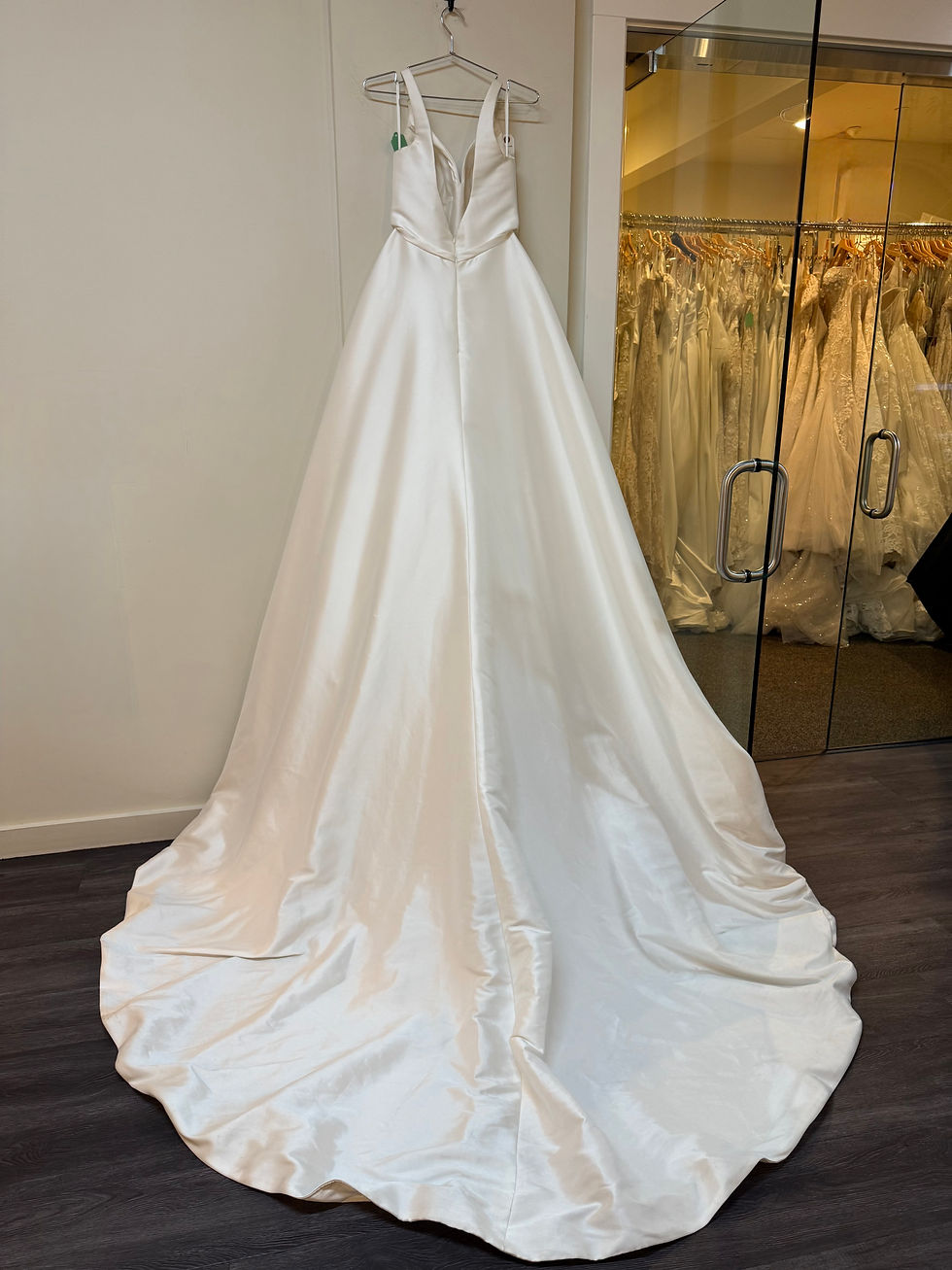 Thumbnail: Bo Lee Luxe: Juno