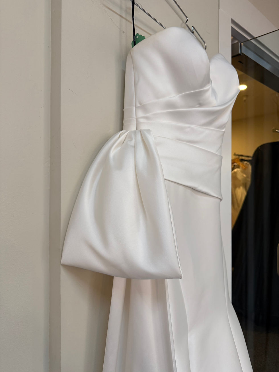 Thumbnail: Vera Wang Bride: Mckay