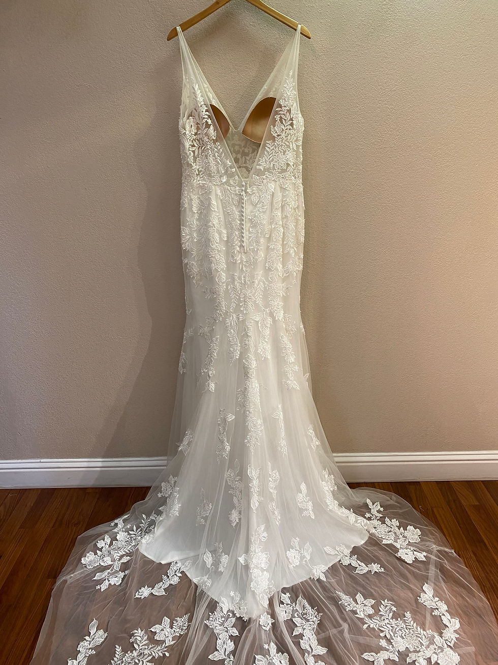 Thumbnail: Maggie Sottero: Greenley