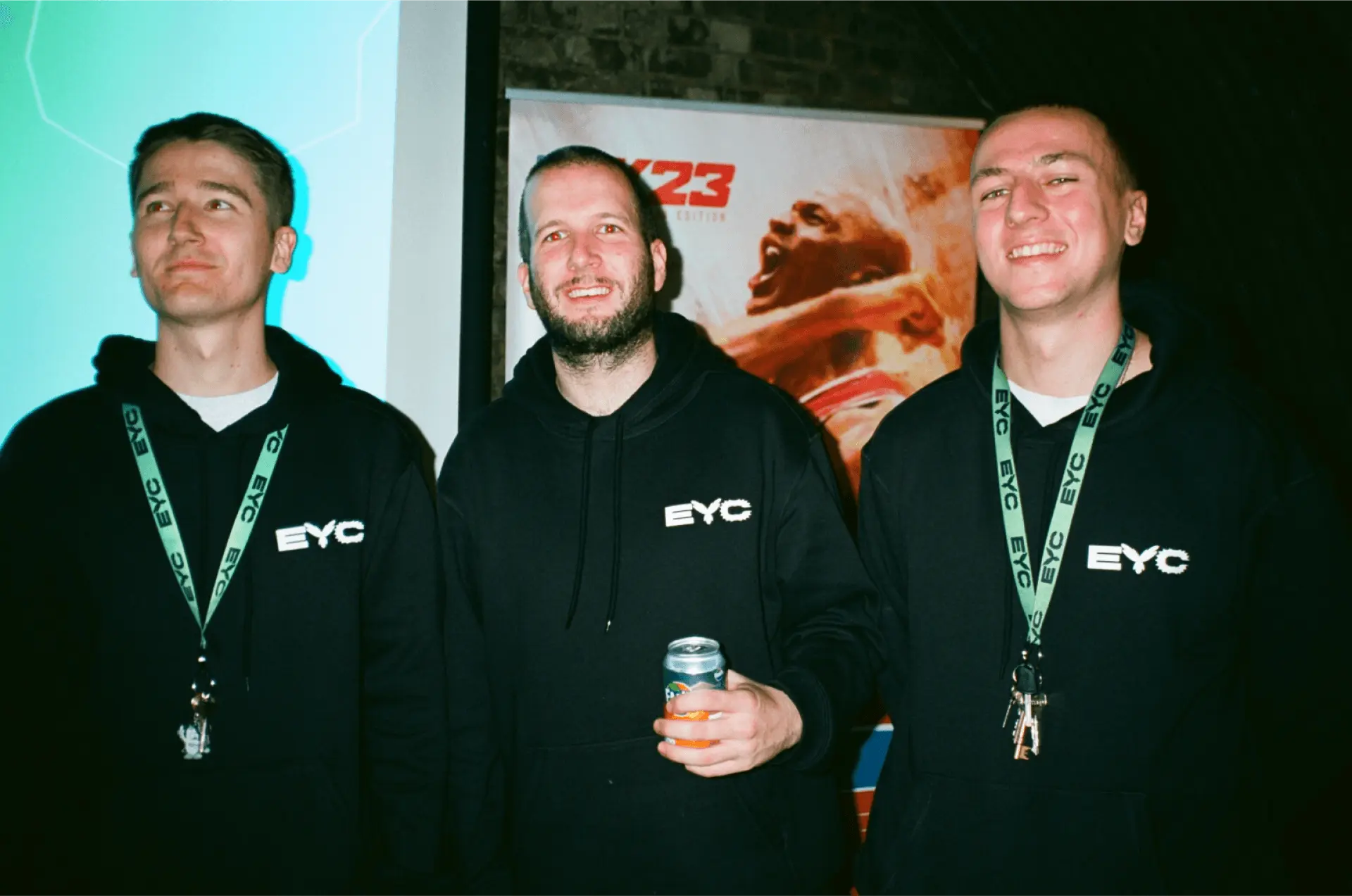 eyc-esports-youth-club-team.webp