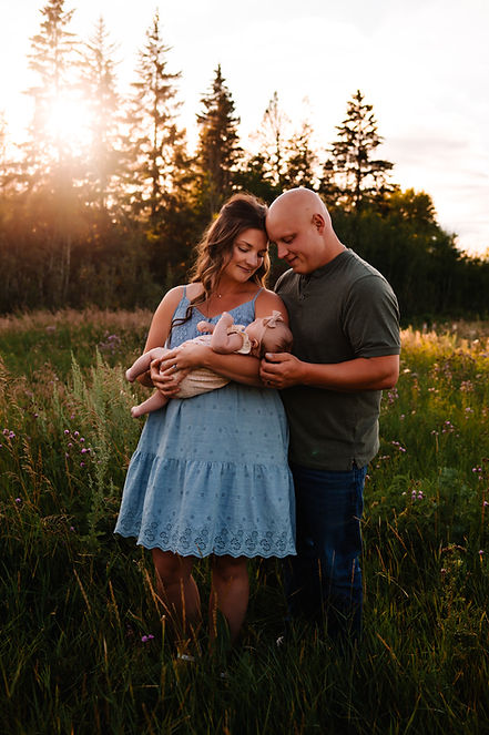 red-deer-documentary-newborn-family-session-sunset