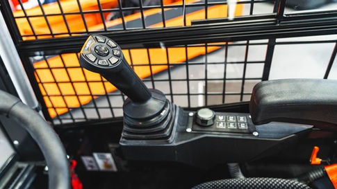 Smarter control, better ergonomics: HUBTEX introduces new operating system