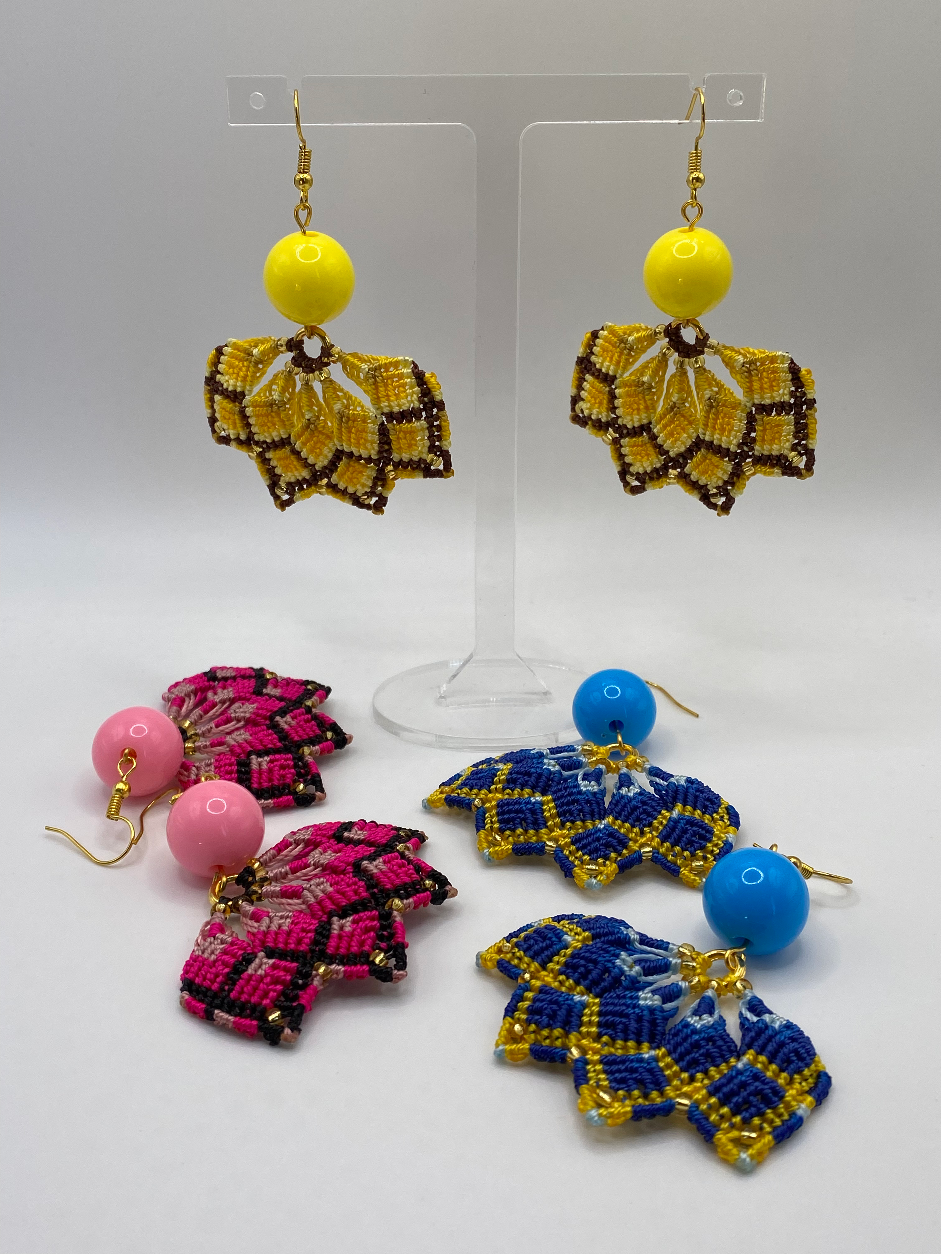 handmade macrame summer earrings dangly pink yellow blue