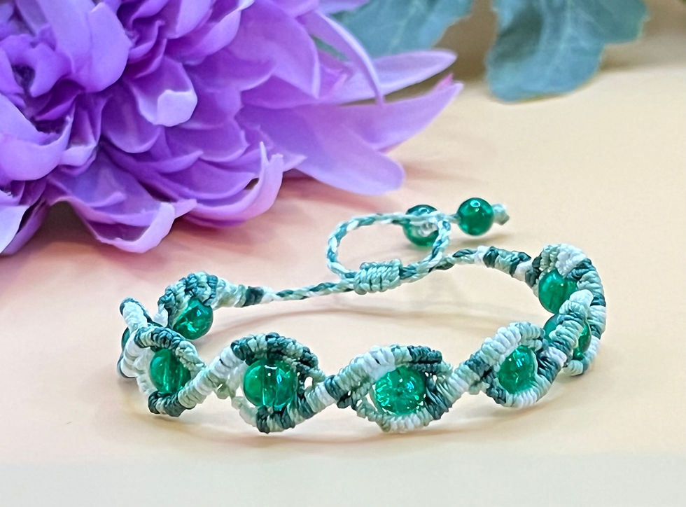 Thumbnail: Handmade macrame tricolour wavy bracelet