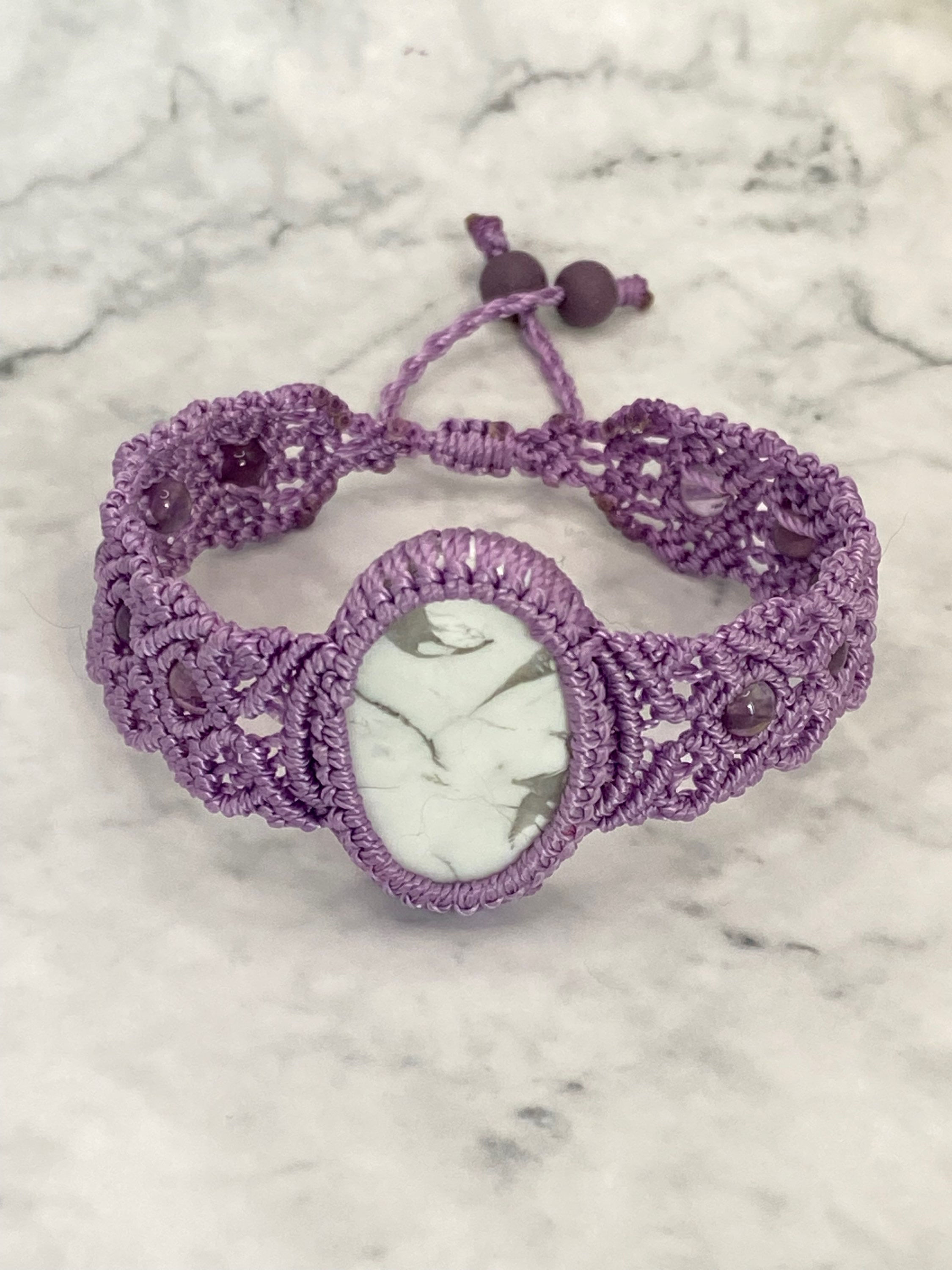 Handmade macrame howelite & amethyst bracelet