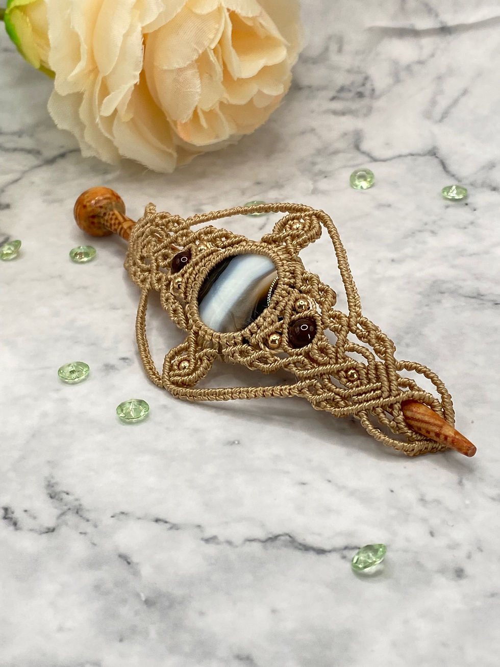 Thumbnail: Handmade macrame hair pin with banded agate