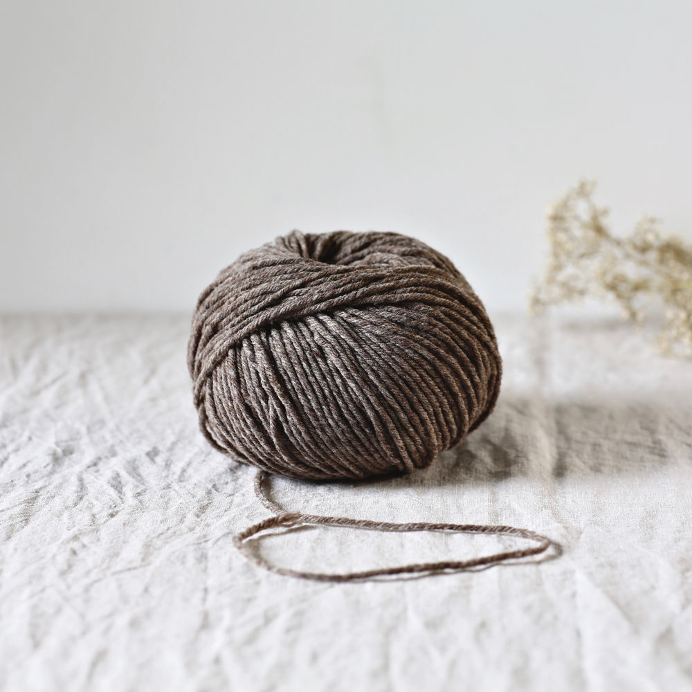 Cyrano De Rerum Natura Yarn + Pattern