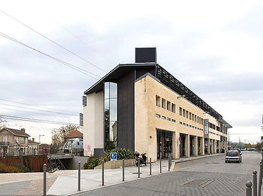 Pessac centre_edited.jpg