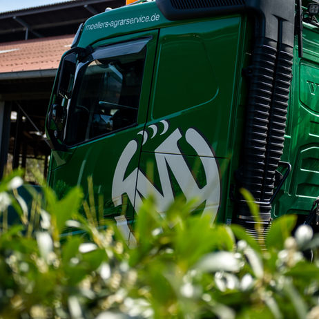 Der hochwertgie Fuhrpark vom Agrar- und Umweltservice Möllers, Ihr Spezialist rund um das Thema Nährstoffmanagement.