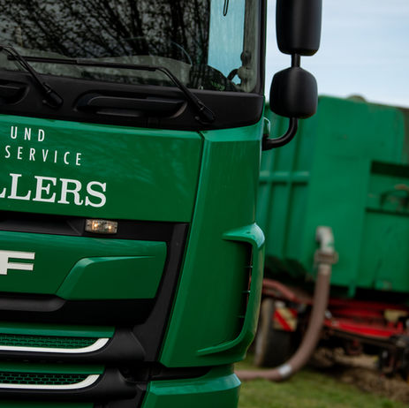 Der hochwertgie Fuhrpark vom Agrar- und Umweltservice Möllers, Ihr Spezialist rund um das Thema Nährstoffmanagement.