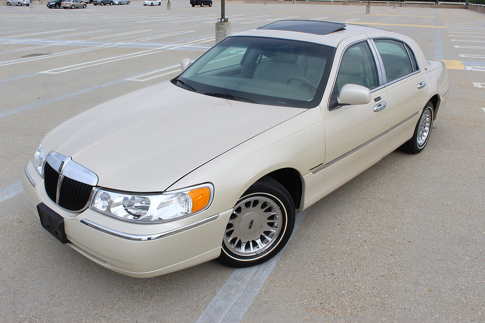 2002 Lincoln Town Car Cartier