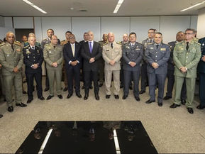 Programação de reunião com cada comandante das forças do Brasil.