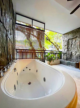 jacuzzi