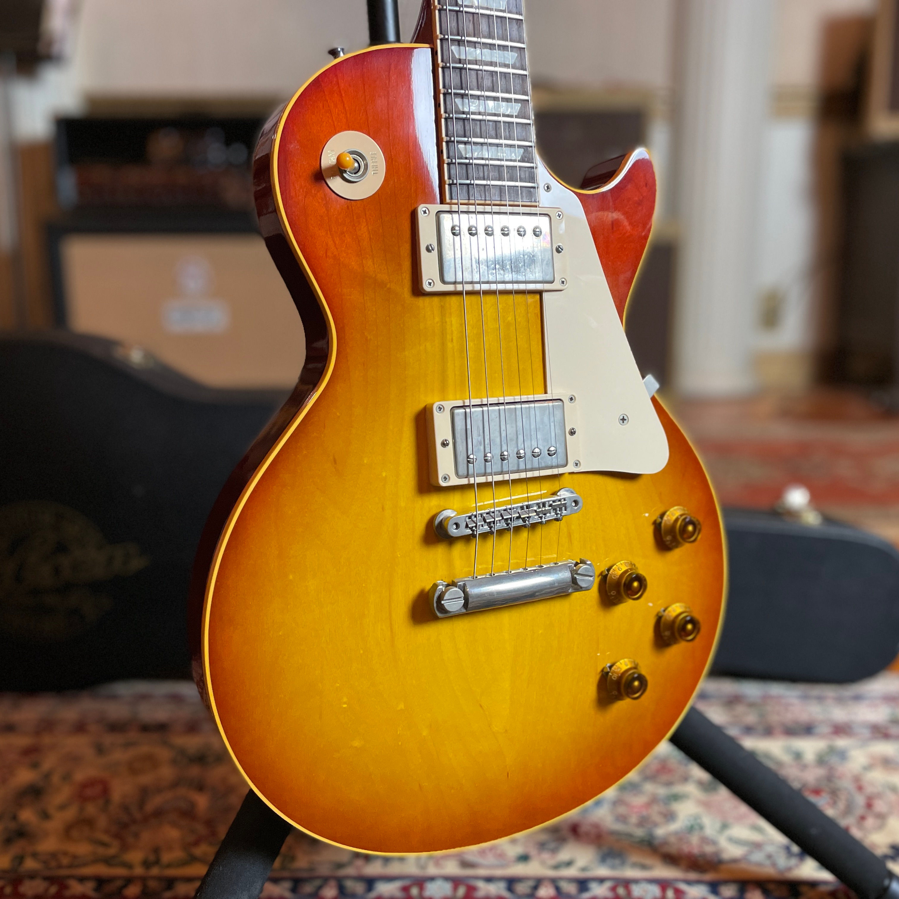 SOLD -2000 Gibson Custom Shop Les Paul Standard 1959 Reissue R9