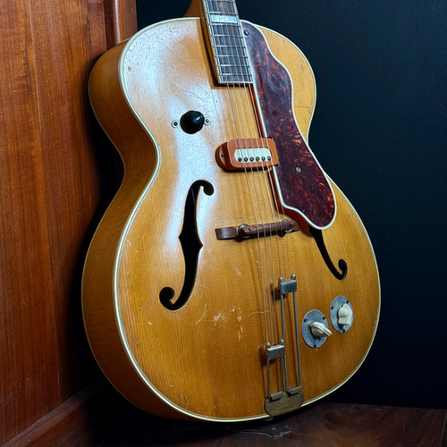 epiphoneギター SOLD - 1948 Epiphone Zephyr Deluxe Electric Archtop | thatrhythmman