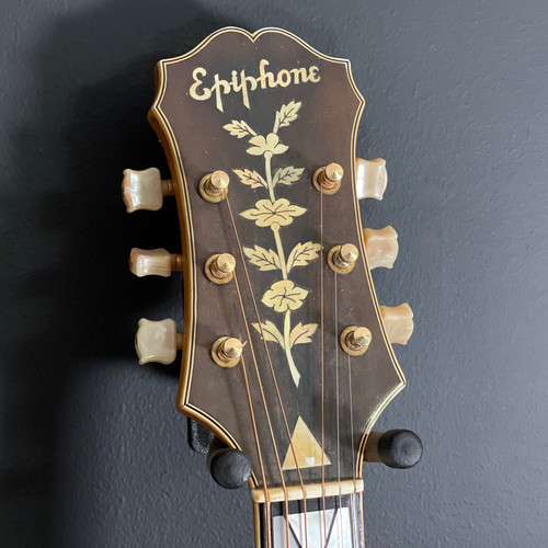 SOLD - 1940 Epiphone Emperor - Natural - Huge, Powerful Voice