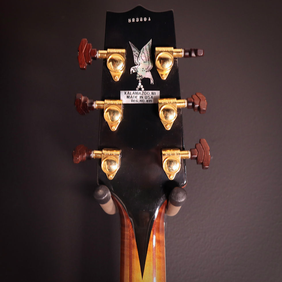 Thumbnail: 2001 Heritage Golden Eagle Acoustic Archtop with Floating Pickup