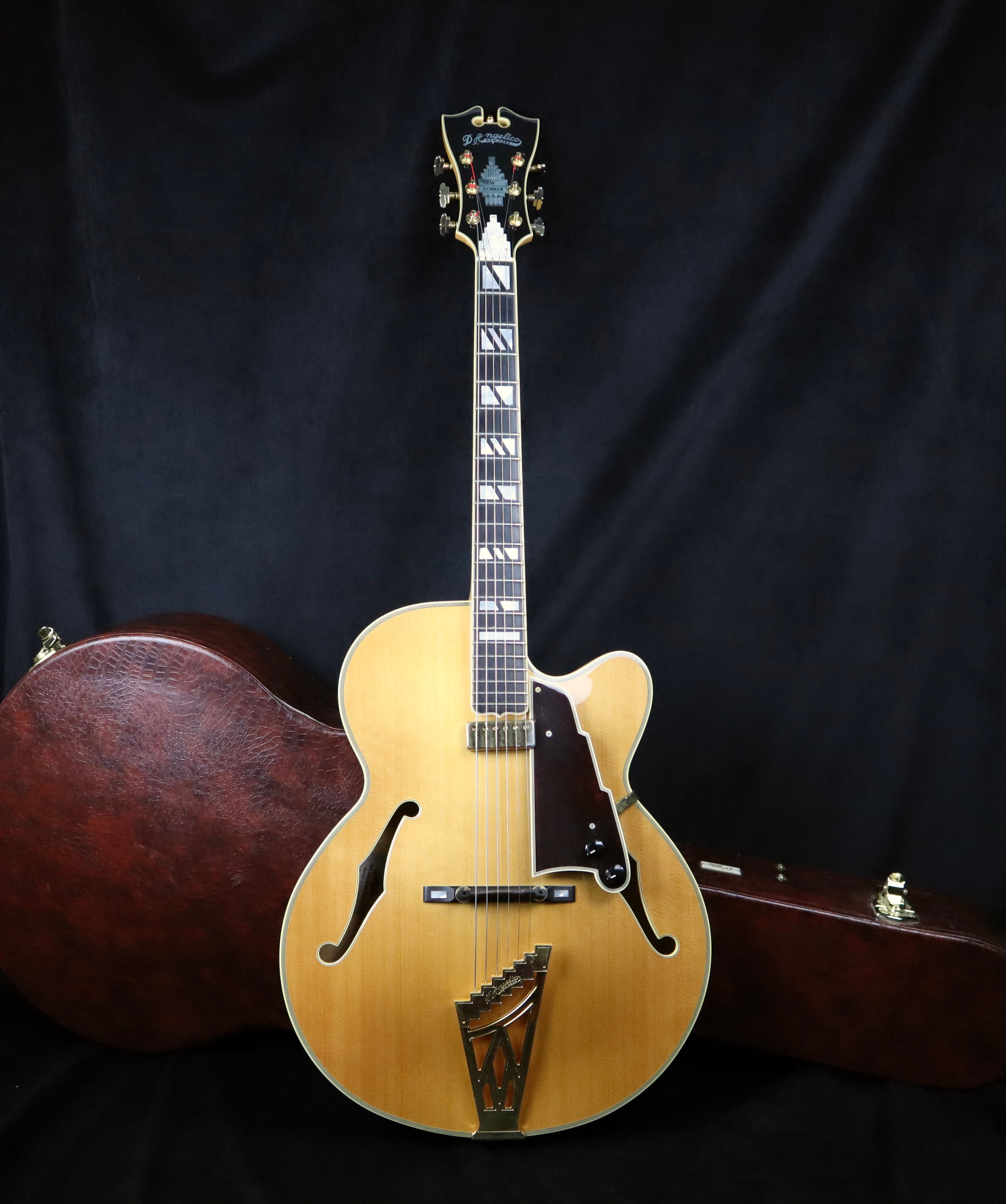 SOLD - 2001 D'Angelico Vestax NYL-5 New Yorker