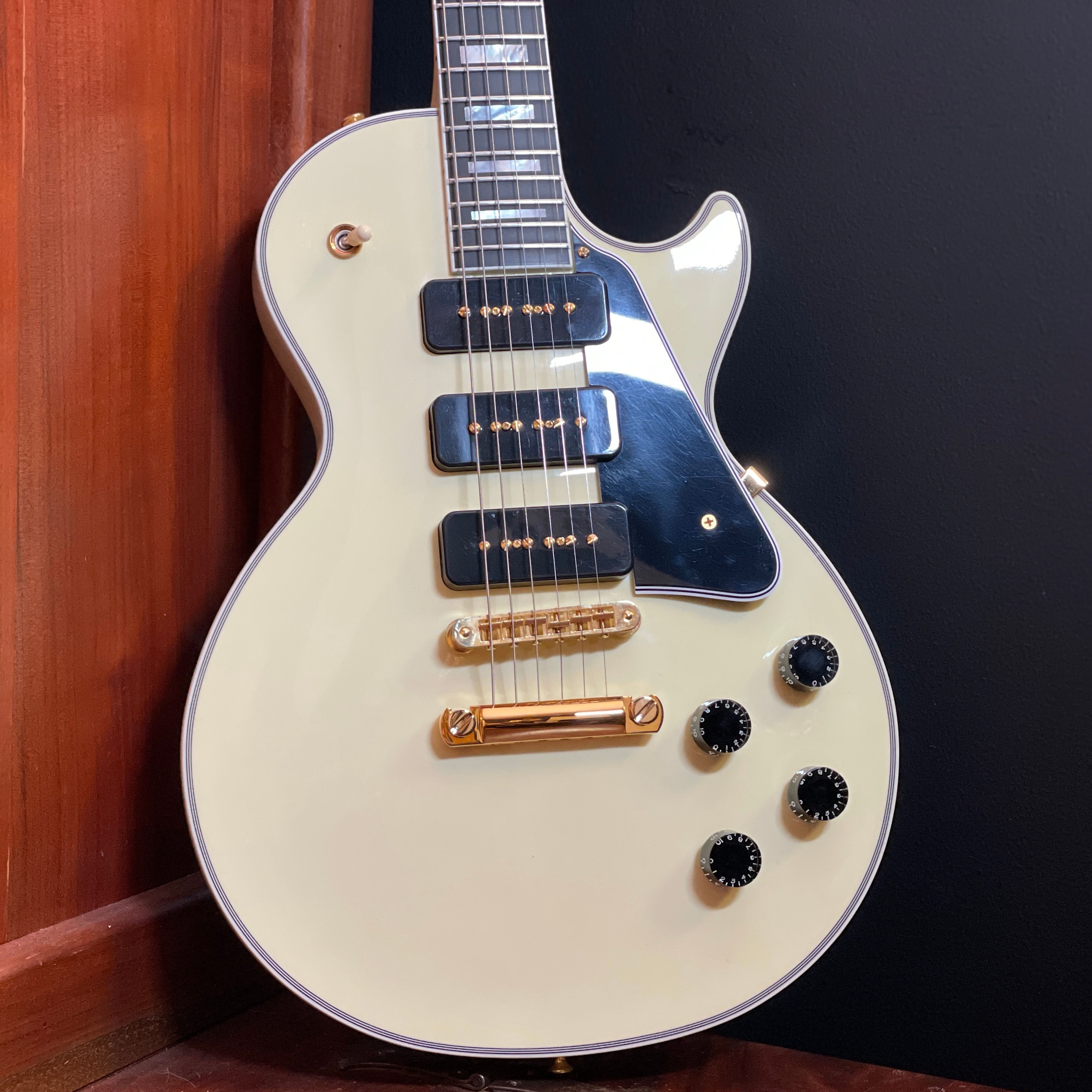 SOLD - 2018 Gibson Made to Measure Les Paul Custom - Three P90 - Vintage White