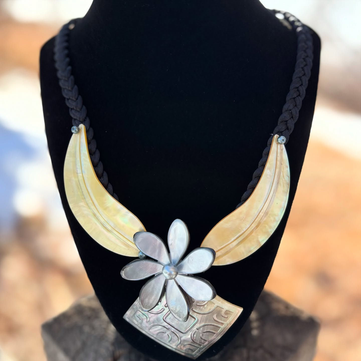 MOP Hand carved Tiare Design with Fresh Water Pearl