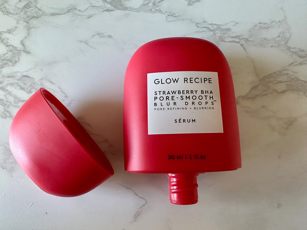 Glow Recipe's Strawberry BHA Pore-Smooth Blur Drops