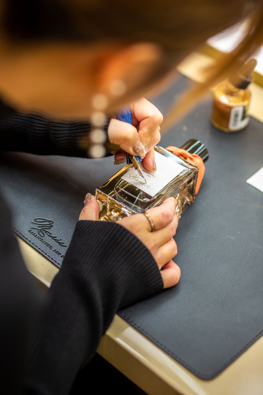 Onsite calligraphy for beauty brand