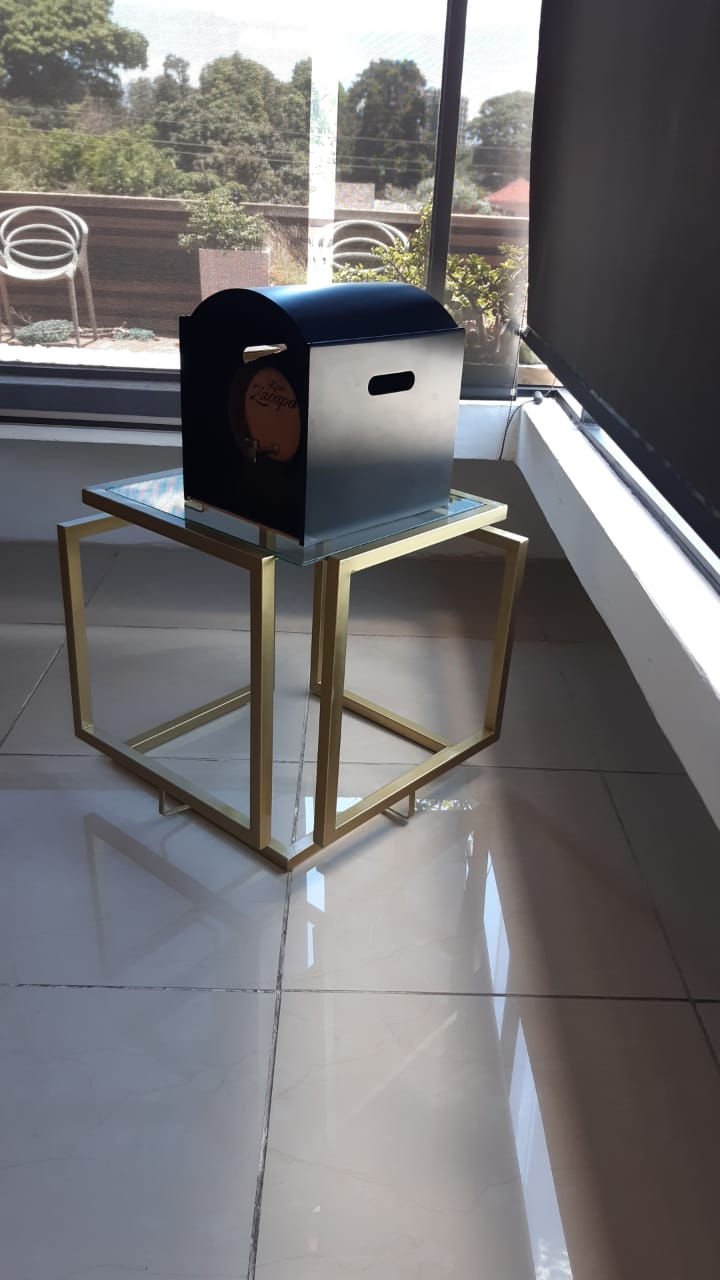 Miniatura: Mesa "Infinity Cube"