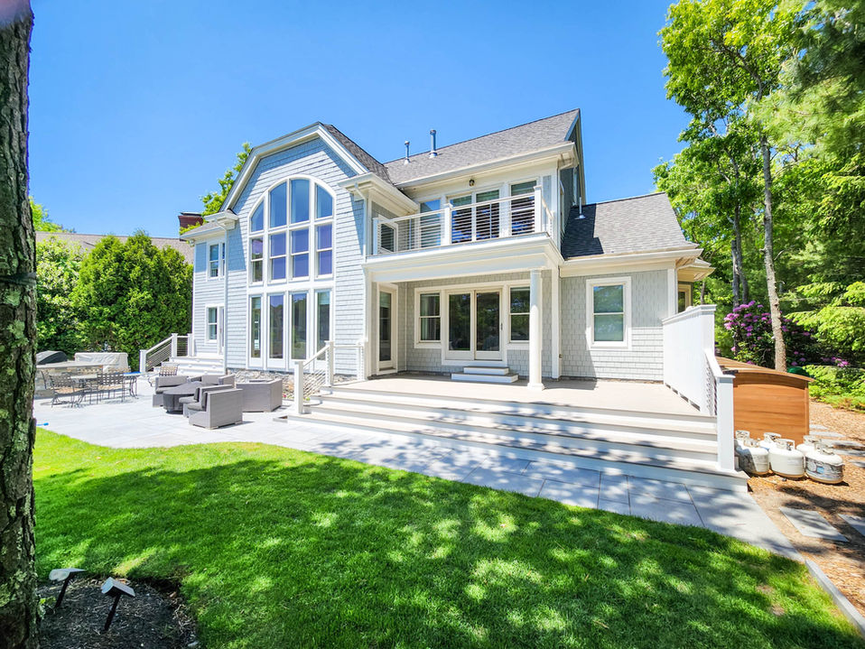 Exterior painting for residential and commercial customers on Cape Cod.