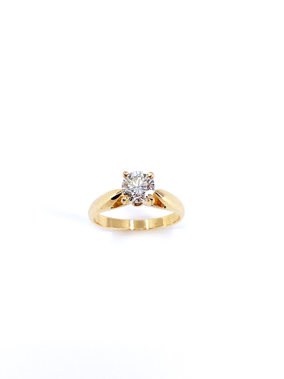 Diamond Solitaire yellow Gold Ring 