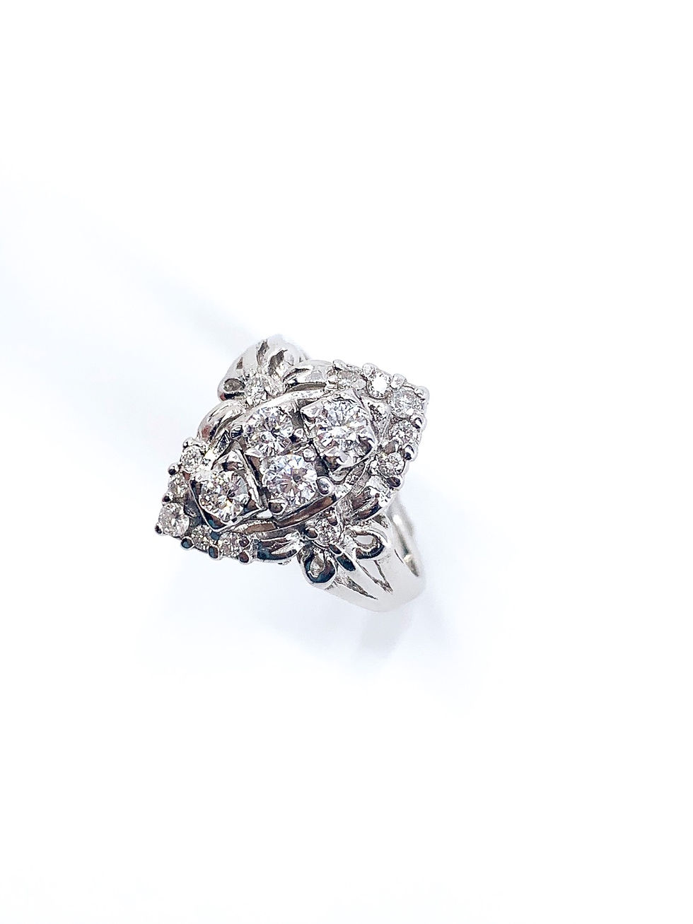 Thumbnail: Diamond Ring 